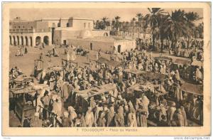 réf  A -13-2432  Touggourt le marché