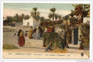 Belle CPA ALGERIE Cases Indigènes à Touggourt SAHARA VOIR SCAN et Descriptions !!! CARTE TACHEE!!!