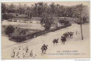 ALGERIE - SCENES ET TYPES / CARAVANE SUR LA ROUTE DE BISKRA A TOUGGOURT