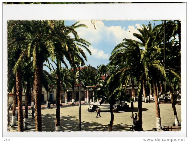 ORAN - ARZEW - Place d'Isly