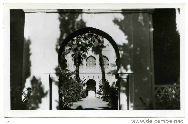 ALGERIE - cpsm - EL GOLEA - Entrée de  l´Hôtel S.A.T.T. (Ancien Cercle des Officiers)