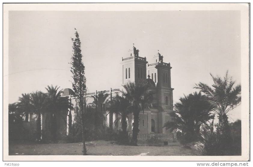 ALGERIE - EL GOLEA - CPSM glacée. Eglise Saint Jospeh construite près de la tombe du Père Foucauld. Bon état