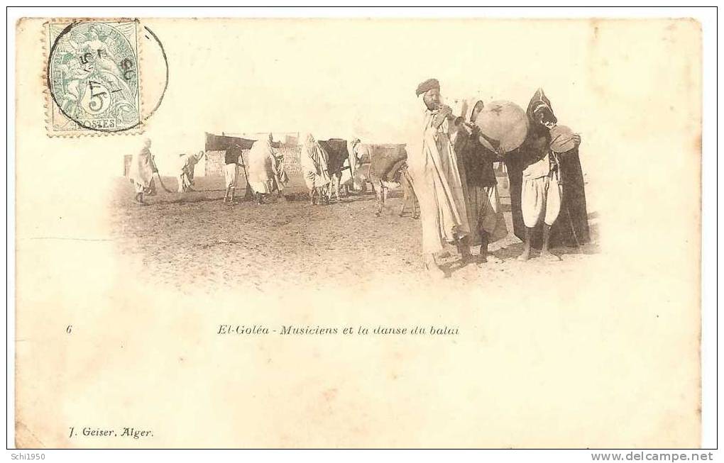 PM - Afrique  - Algérie - el Goléa - Musiciens et la danse du balai