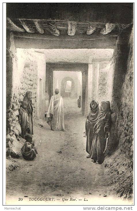 TOUGGOURT-UNE RUE-AUTREFOIS-