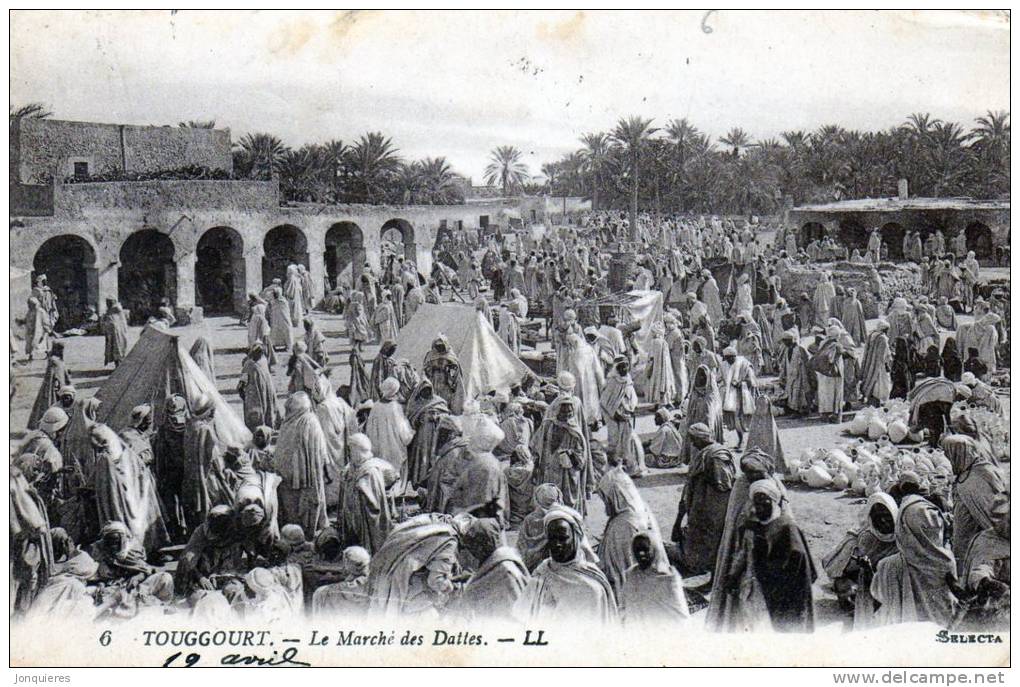 TOUGGOURT Le Marché des Dattes.