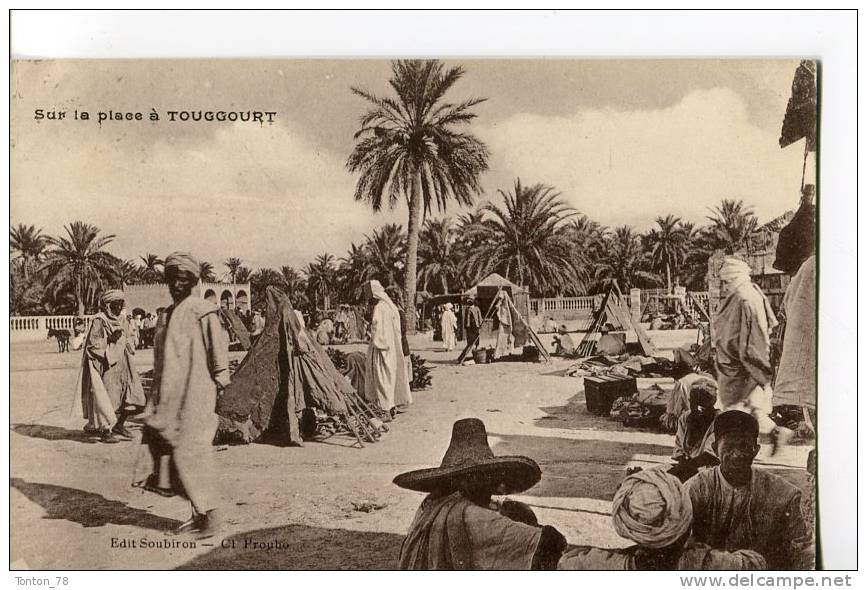 SUR LA PLACE A TOUGGOURT
