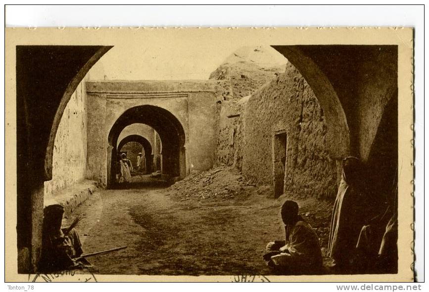 TOUGGOURT  -  LES PORTES DE LA ZAOUÏA DE TÉMACINE