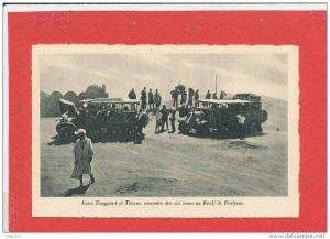 Entre TOUGGOURT et TOZEUR  cpa animée Rencontre  AUTO six roues  Edit Hotel Trasatlantique