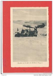 Entre TOUGGOURT et EL OUED  cpa animée  AUTO six roues          Edit Hotel Trasatlantique