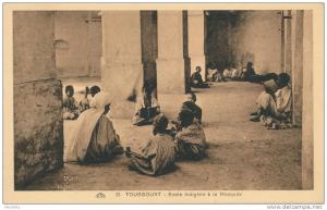 ALGÉRIE - TOUGGOURT - Ecole indigène à la Mosquée