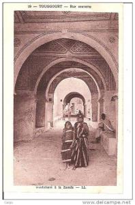 TOUGGOURT - Rue couverte conduisant à Zaouïa.