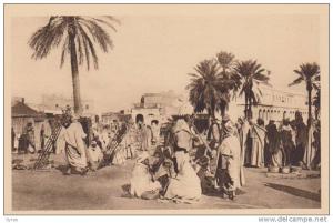 MARCHE DE TOUGGOURT . Belle animation