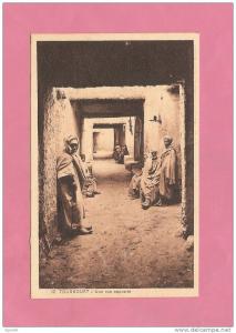 * CPA..ALGERIE..TOUGGOURT.. ..Une  rue couverte