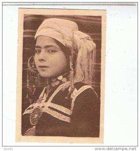 TOUGGOURT  -FEMME   UNE  JOLIE  OULED  NAIL    SUPER  ETAT