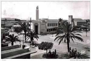 Algérie. Ain el Turk. La Place et la Mairie (  CPSM CAP 20  ).