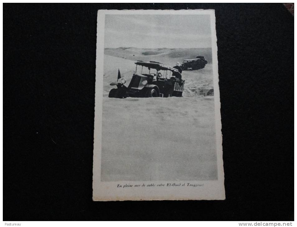 En pleine Mer de Sable entre El - Oued et Touggourt .