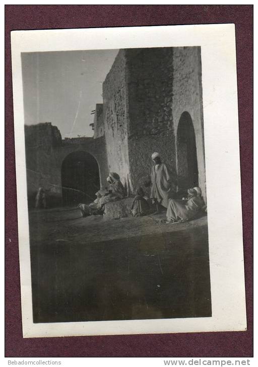 Belle photo ALGERIE 1932 - TOUGGOURT - HOMMES ARABES