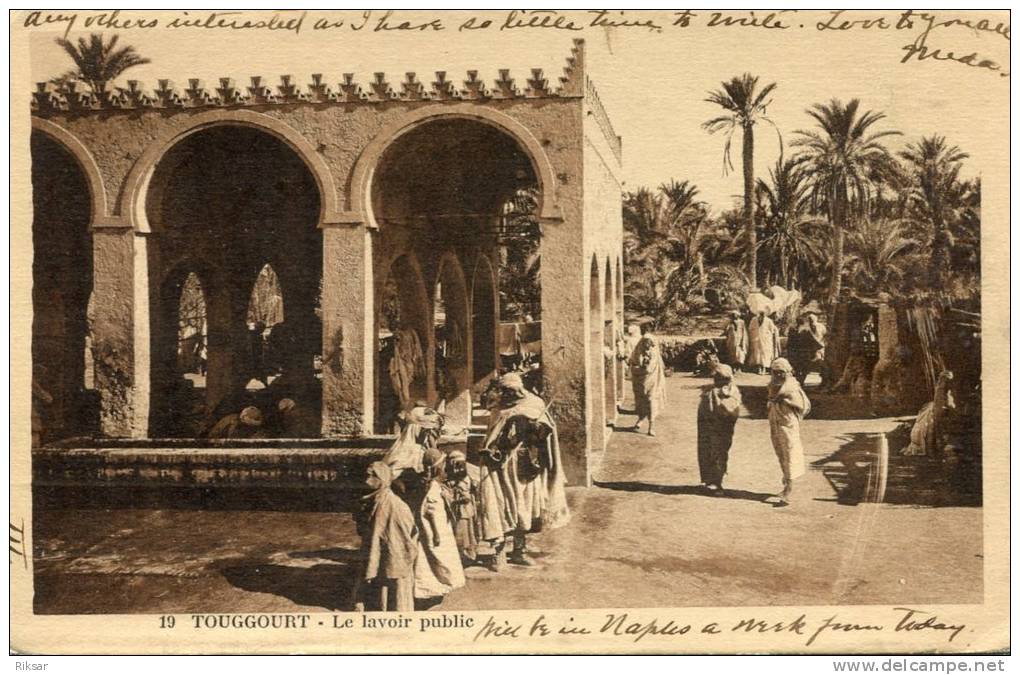 ALGERIE(TOUGGOURT) LAVOIR