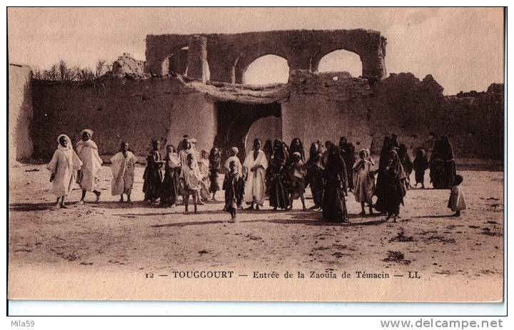 Touggourt. Entrée de la Zaouia de Témacin.