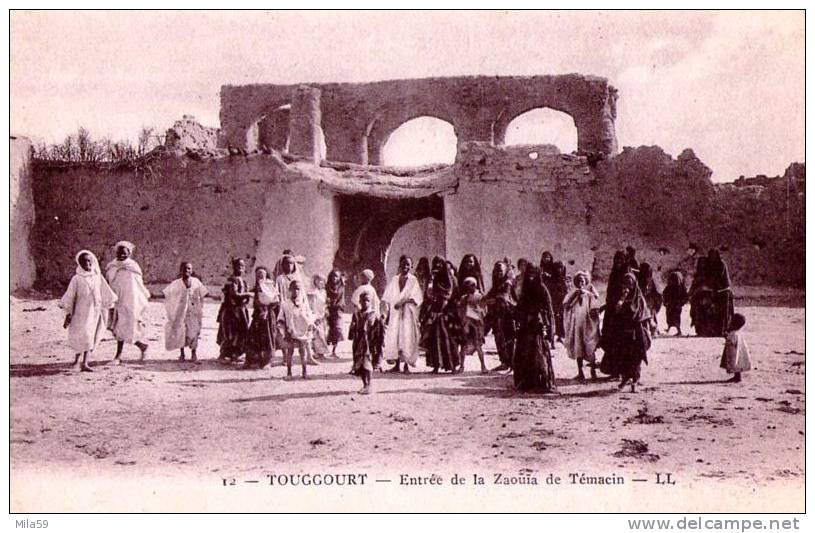 Touggourt. Entré de la Zaouïa de Témacin.