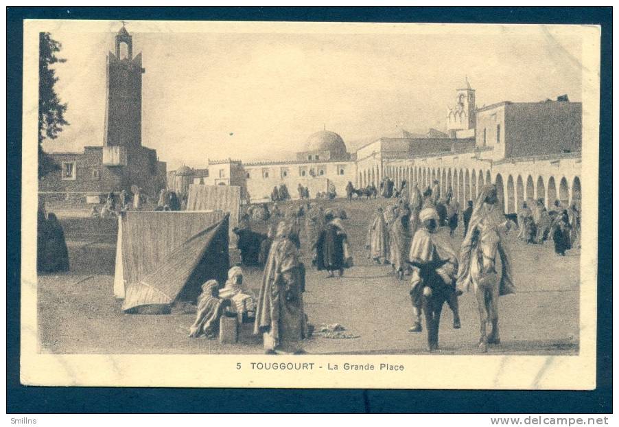 d5930 5 Touggourt la grande place Algerie Algeria postcard, unused