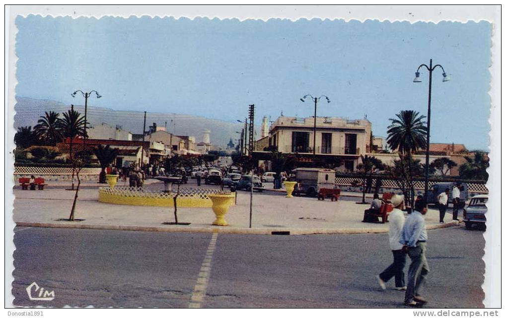 ALGERIE  AÏN EL TURK Place du Phoque et av. Med-Khemisti     .  dentelée glaçée 90x140