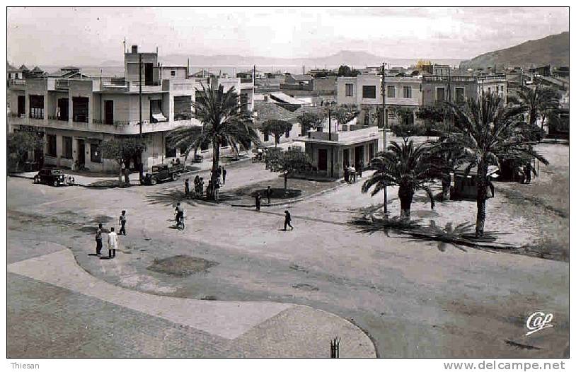 Algérie. Ain el Turk. La Place de l'Hôtel de Ville (  CPSM CAP 21  ).