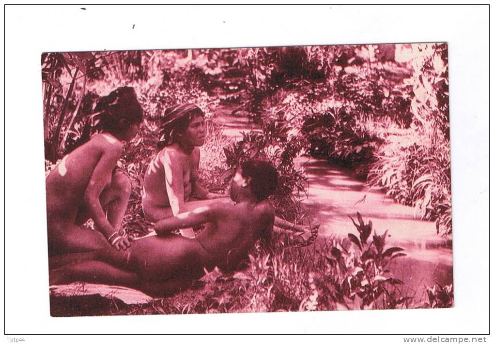 EL-KANTARA  -  L´OUED  -  Groupe de 3 Jeunes Filles nues