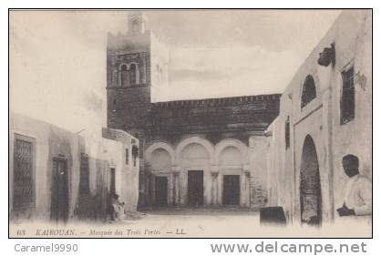 El-Kantara    Mosquée des trois l'orles             scan 3036