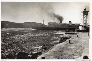PORT VENDRES L'el kantara courrier d'algerie rentrant au port