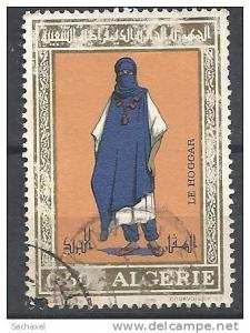 1972   Alg. n° 557  obl.   Costumes Algériens . Hoggar.