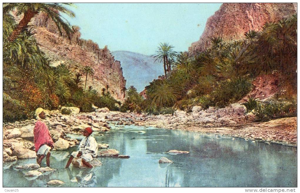 ALGERIE - SCENES ET TYPES d'Afrique du Nord - Au bord de l'oued - Dans les Gorges d'El Kantara