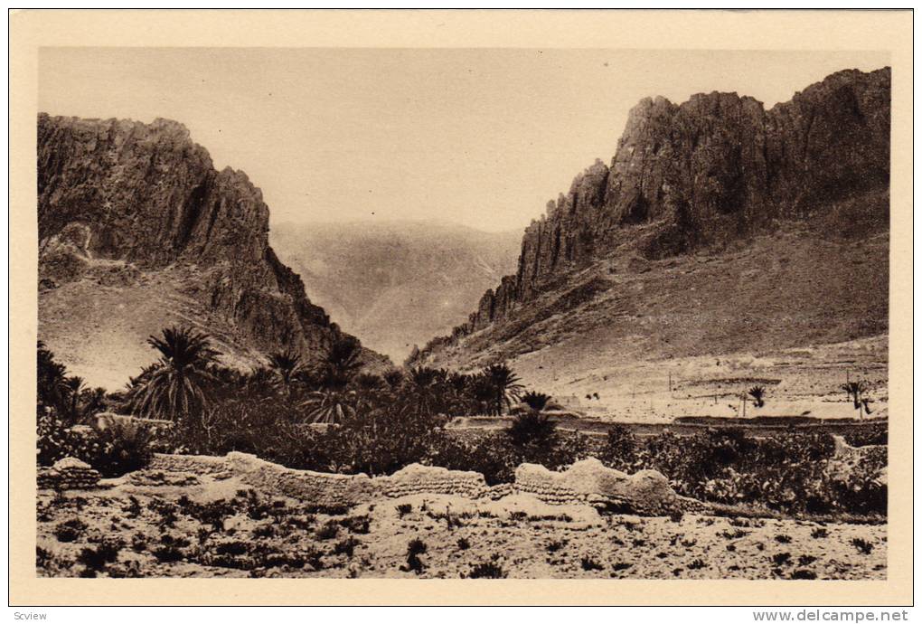 El Kantara ,Biskra Province, Algeria , 10-30s ; Les Gorges vues de loin