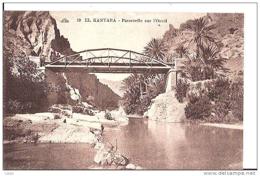 EL-KANTARA. - Passerelle sur l'Oued.