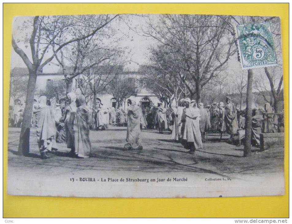CPA Algérie - Bouira - La Place de Strasbourg un jour de Marché