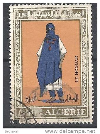 1972   Alg. n° 557  obl.   Costumes Algériens . Hoggar.