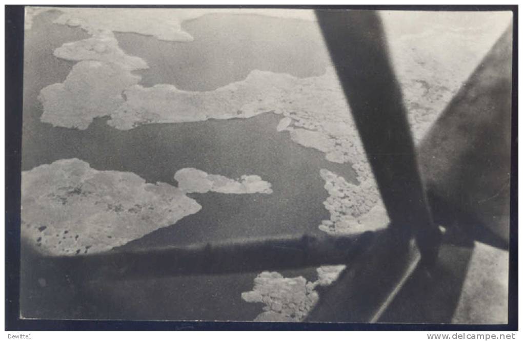 CPA  Tchad   Ligne du Hoggar  Coté sud du lac Tchad pris a 2000m par avion SATT