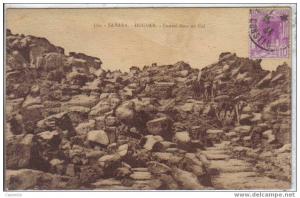 500, SAHARA, HOGGAR, Convoi dans un Col