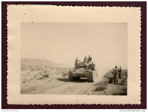 photo GUERRE D´ALGERIE - MILITAIRES - CHAR AUTRO MITRAILLEUR - OPERATION DE GERYVILLE - 1956