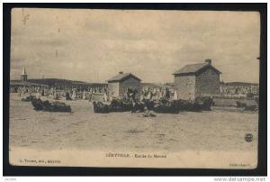 GERYVILLE  --  Entrée du Marché