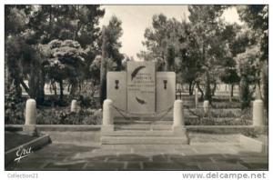 GERYVILLE ... MONUMENT AUX MORTS