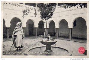 ALGERIE  MILIANA  Cour Mauresque ..... ( Ref FA1168 )