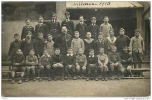 ALGERIE - MILIANA - CARTE PHOTO ORIGINALE - GROUPE D´ELEVES DEVANT L'ECOLE