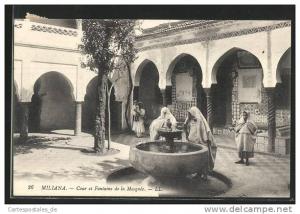 CPA Miliana, Cour et Fontaine de la Mosquée