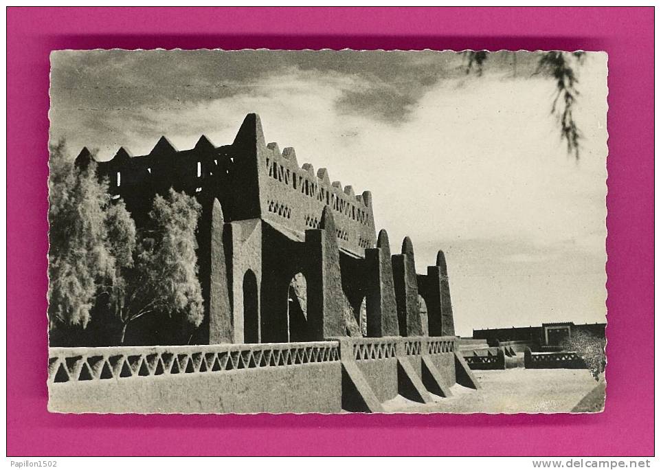 E-Algérie-56PH7 la route du Hoggar, IN SALAH, une mosquée, type photo, BE