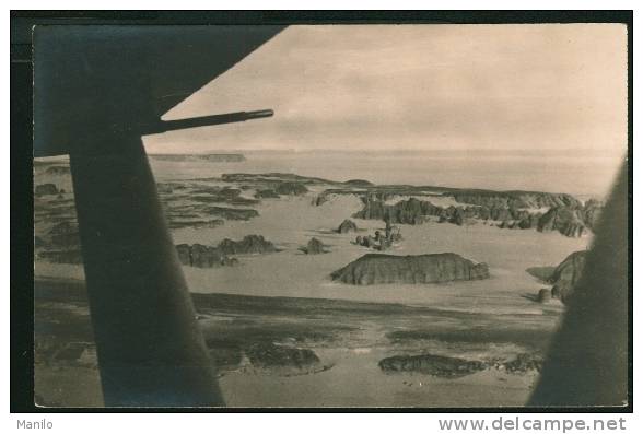 Algérie - LIGNE du HOGGAR -photo prise d'avion - ROCHERS près d'IN GUEZZAM avion SOCIETE ALGERIENNE TRANSPORTS TROPICAUX