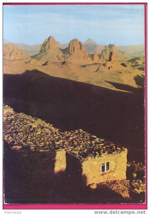ALGERIE  981   Le Hoggar  Assekrem