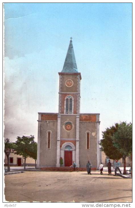 CPSM  GERYVILLE (Oran - Algérie)   L'église Catholique (N°156) vers 1960.      (7461)
