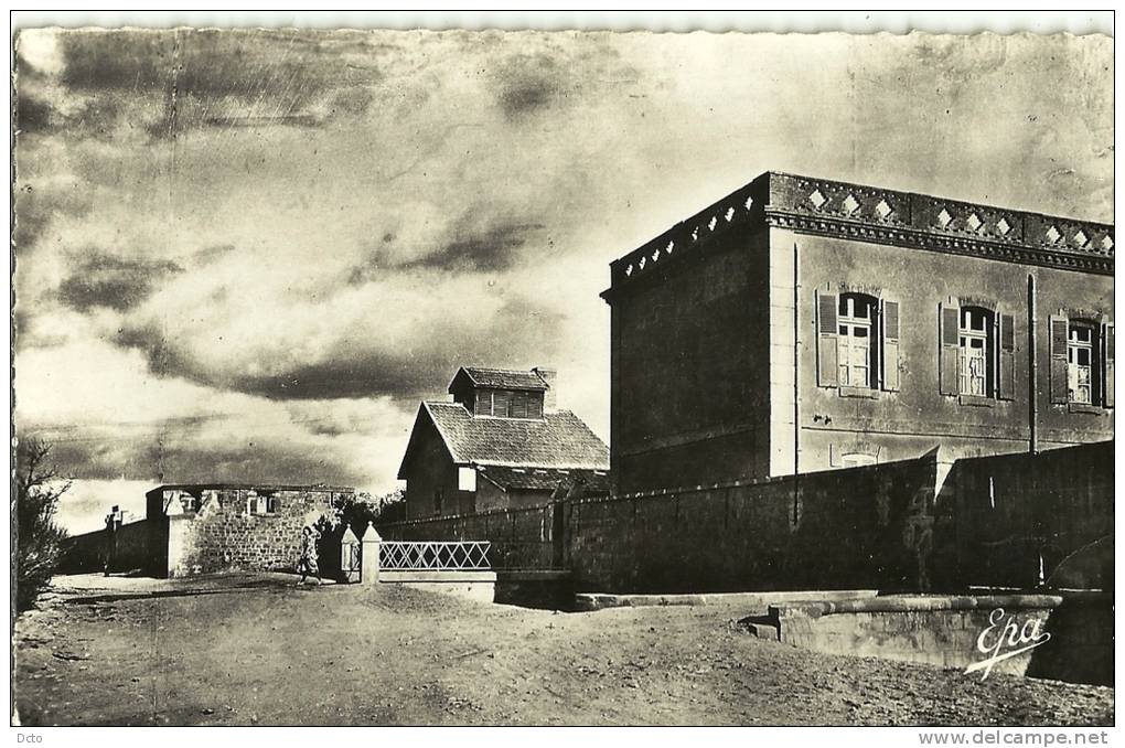 GERYVILLE  (Algérie) - Pavillon des sous-officiers (voyagée en 1956  nous couchons avec nos armes mais le + fort...)