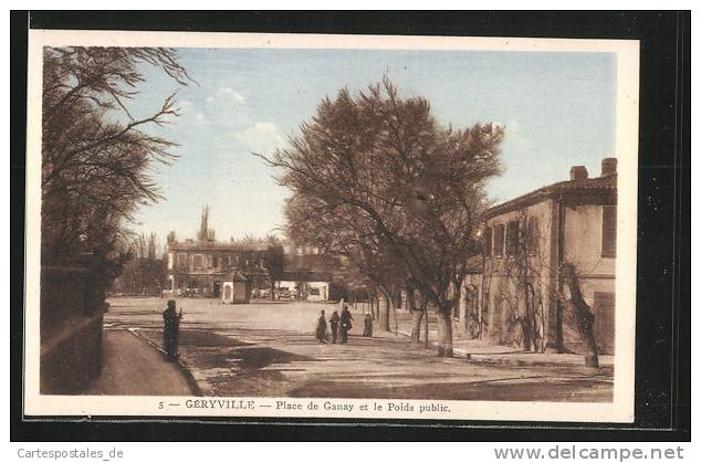 CPA Geryville, Place de Ganay et le Poids public